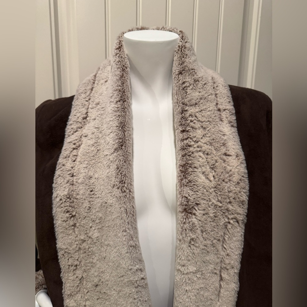 Kial Brown Open Front Cozy Plush Jacket Suede-Look Soft Coat - Picture 3 of 7